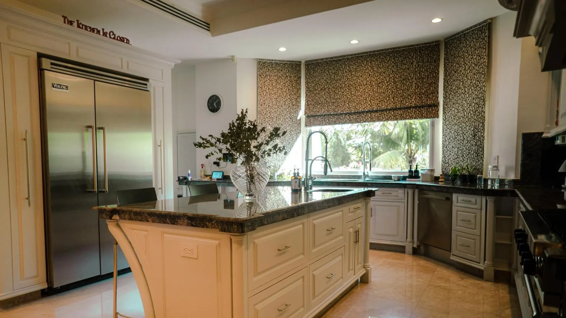 Βίλα Exclusive Beachfront Luxury Villa, Private Gym, Personalized 5 Star-Service, Beach Direct Access Κανκούν